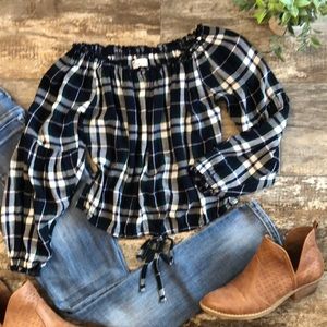 ❤️HostPick❤️Hollister Plaid Shirt